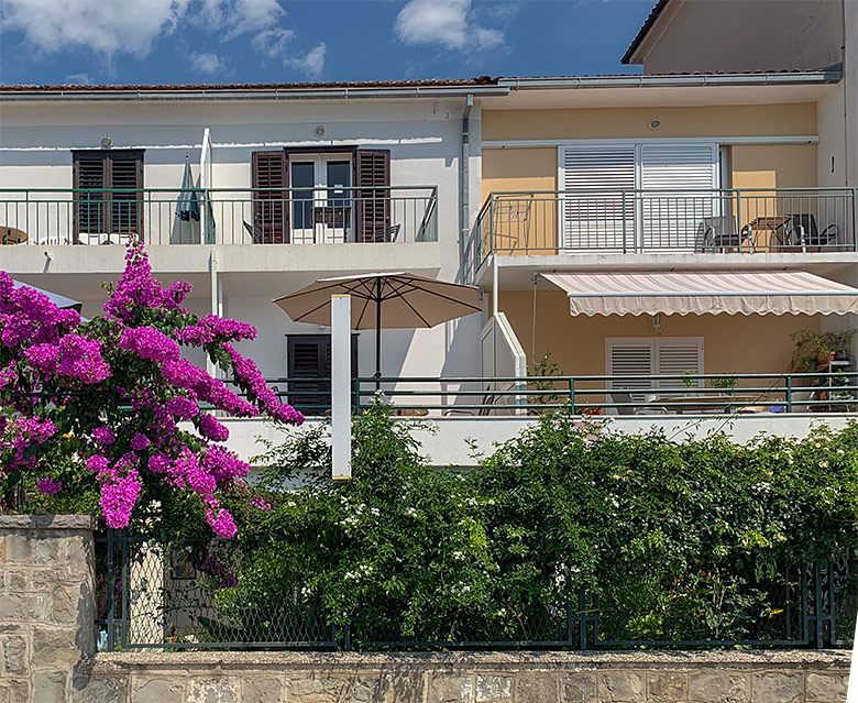 Apartments Birgmajer, Podgora - house