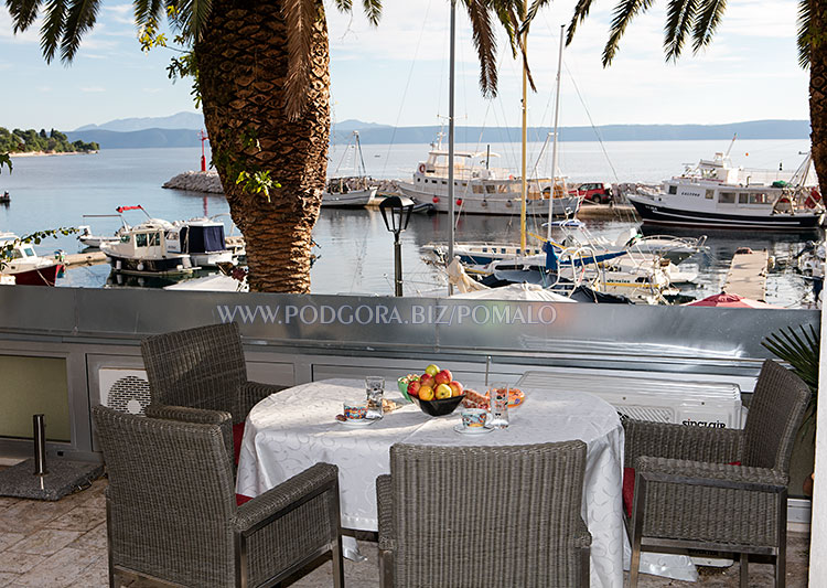 Apartments Pomalo, Podgora - balcony with sea view