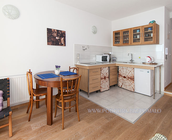 Apartments Pomalo, Podgora - dining room