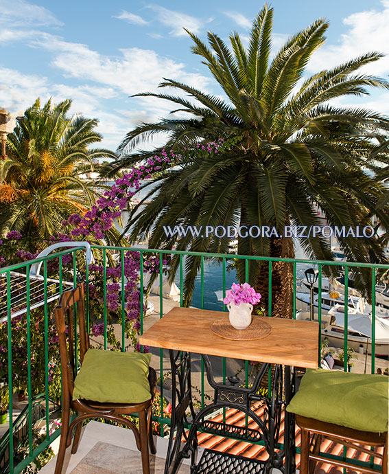 apartments Pomalo, Podgora - balcony with sea view