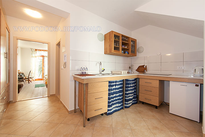 apartments Pomalo, Podgora - kitchen